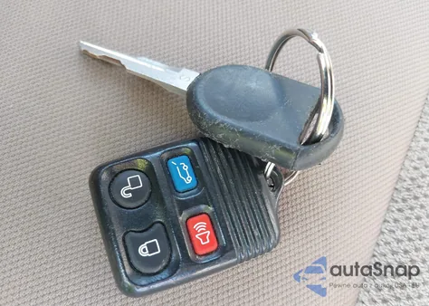 2005 Ford Expedition Nbx/Xlt from USA, damaged, VIN 1FMPU16545LA13542